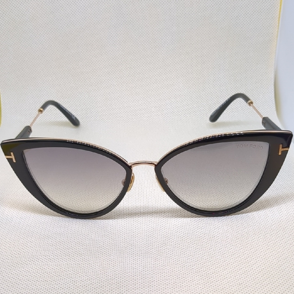 Tom Ford Black Cat-Eye Sunglasses